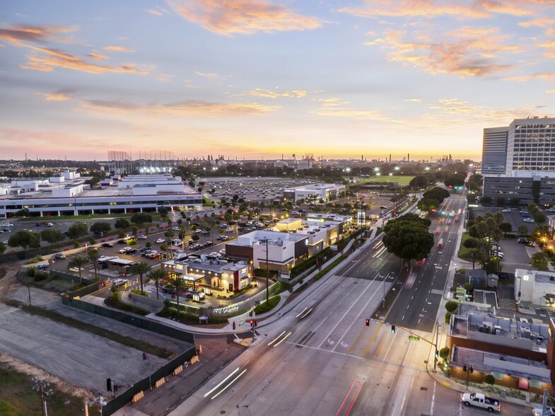 2160 E El Segundo Blvd, El Segundo, CA en alquiler - Foto del edificio - Imagen 2 de 8