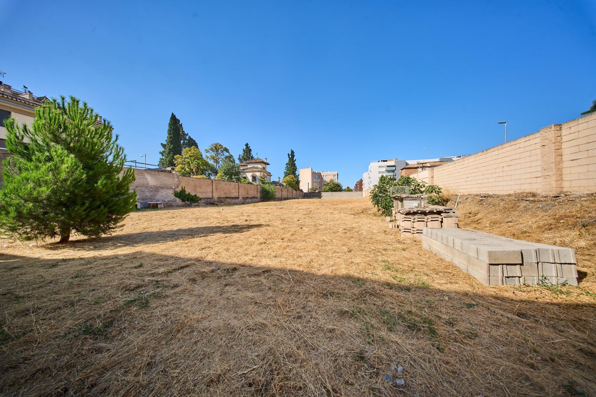 Terreno en Granada, Granada en venta Foto del edificio- Imagen 1 de 22