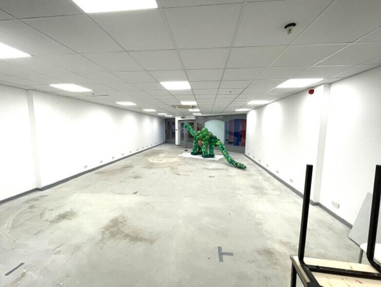 Court St, Trowbridge en alquiler - Foto del edificio - Imagen 2 de 18