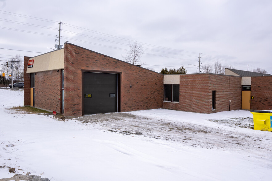 1988 Kingsway, Sudbury, ON en alquiler - Foto del edificio - Imagen 3 de 16