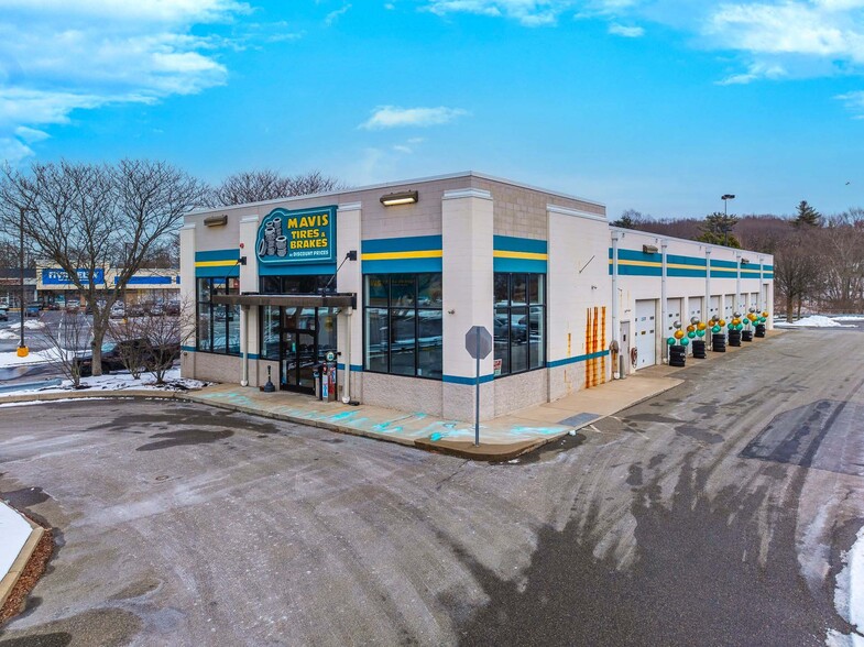 564 Broadway, Saugus, MA en venta - Foto del edificio - Imagen 1 de 2