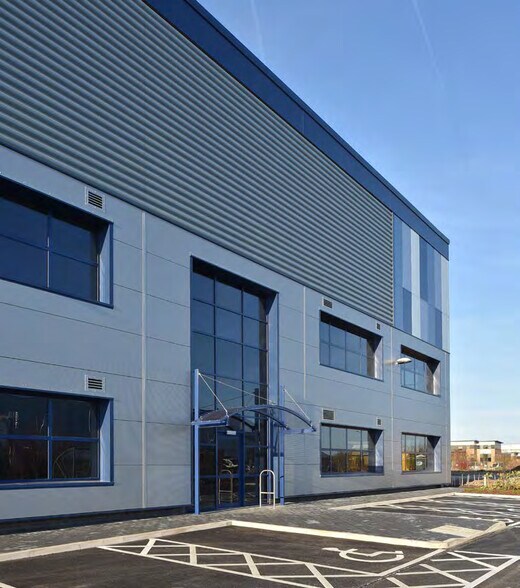Hall Ln, Bolton en alquiler - Foto del edificio - Imagen 1 de 3