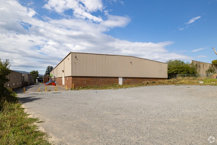 108 Lewis Rd, Wantirna South en alquiler - Foto del edificio - Imagen 2 de 10