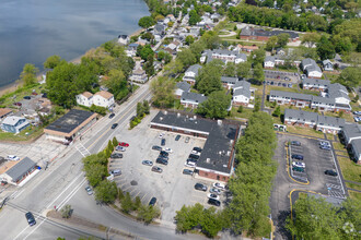 652-664 Bullocks Point Ave, Riverside, RI - VISTA AÉREA  vista de mapa