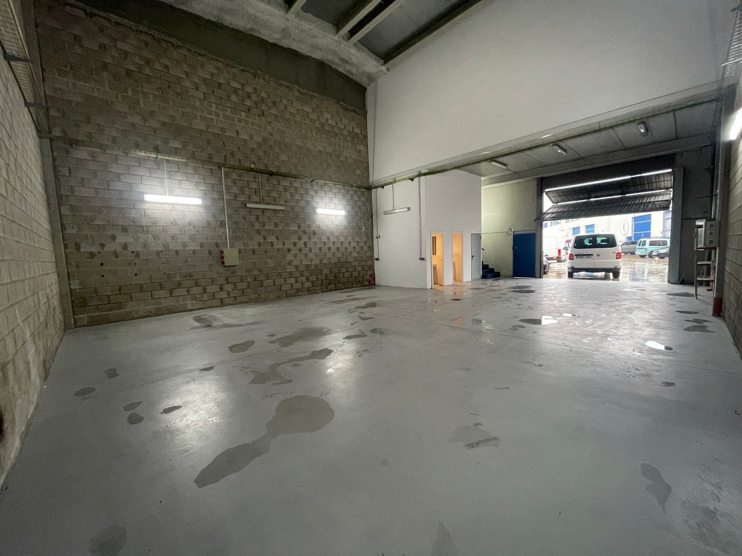 Nave en Rivas-Vaciamadrid, Madrid en venta Foto del edificio- Imagen 1 de 2