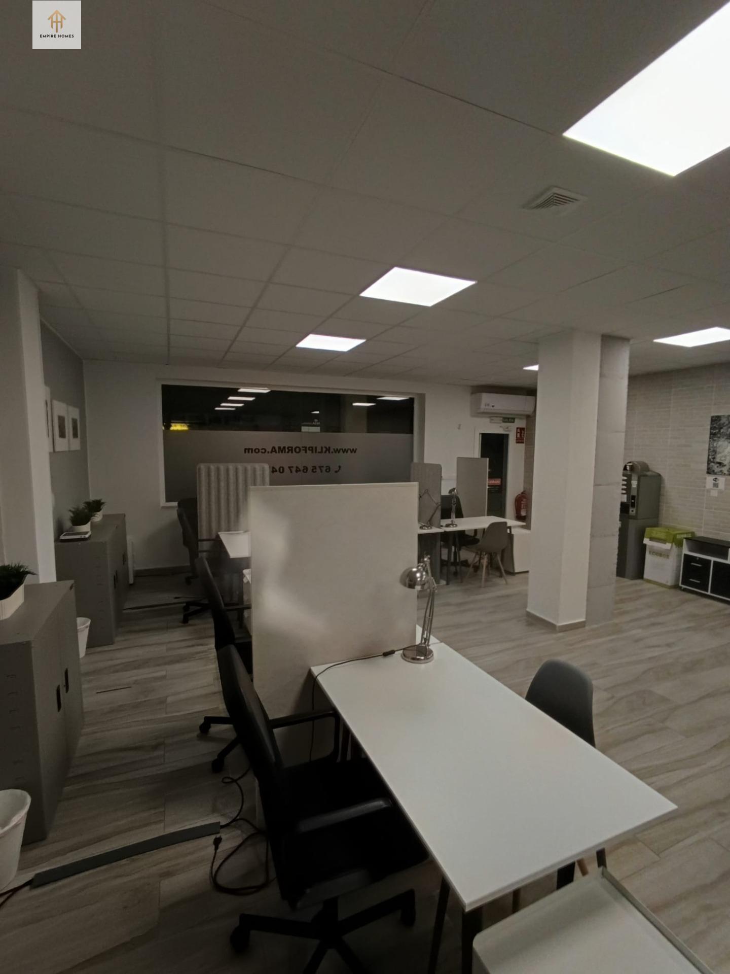 Oficina/Local en Cáceres, Cáceres en alquiler Foto del interior- Imagen 1 de 7