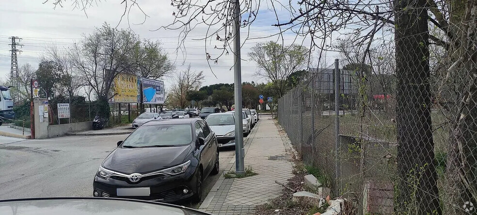 Calle Herramientas, 3, Leganés, Madrid en alquiler - Foto del edificio - Imagen 3 de 4