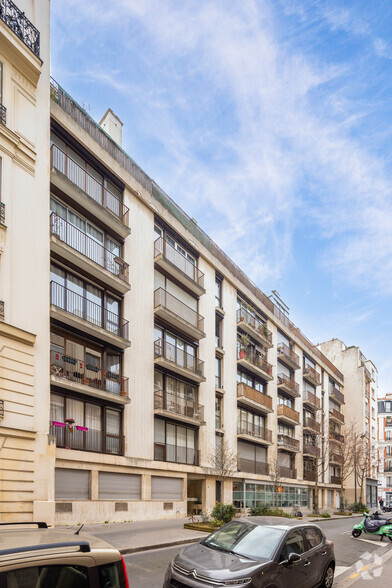 Edificio residencial en Paris en venta - Foto del edificio - Imagen 2 de 2