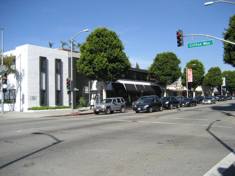 201-205 N Robertson Blvd, Beverly Hills, CA en alquiler - Foto del edificio - Imagen 1 de 10