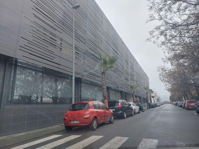 Oficina en Atarfe en alquiler - Foto del edificio - Imagen 3 de 43