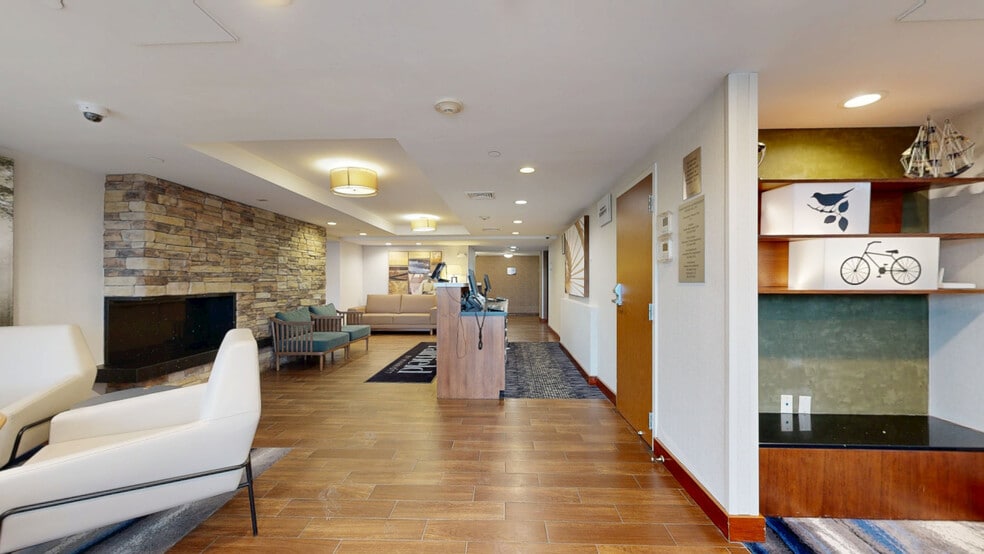 100 Miles Dr, Wallingford, CT en venta - Matterport 3D Scan - Imagen 3 de 23