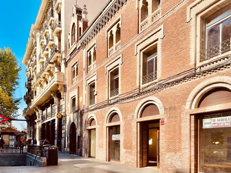 Calle de Toledo, 52, Madrid, Madrid en alquiler - Foto del edificio - Imagen 2 de 7