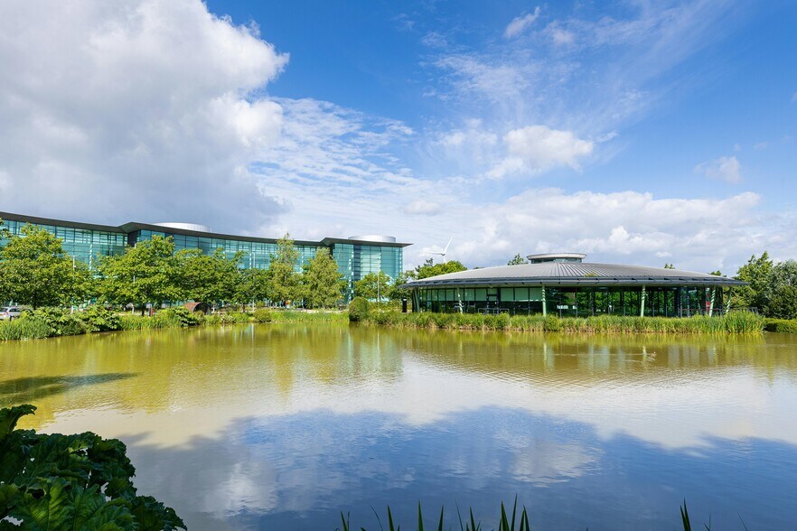 Basingstoke Rd, Reading en alquiler - Foto del edificio - Imagen 2 de 21
