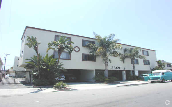 3869 Tilden Ave, Culver City, CA en venta - Foto del edificio - Imagen 2 de 12