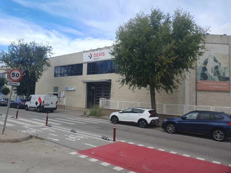 Nave en L'Hospitalet de Llobregat, Barcelona en alquiler Foto del edificio- Imagen 1 de 5