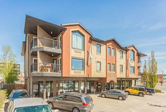 Más detalles de 9320 Jasper Ave NW, Edmonton, AB - Oficina en venta