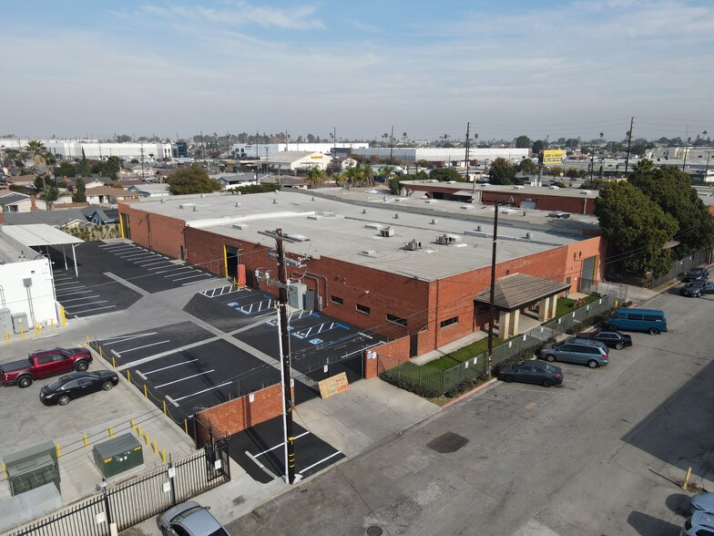 543 E Airline Way, Gardena, CA en alquiler - Foto del edificio - Imagen 1 de 8