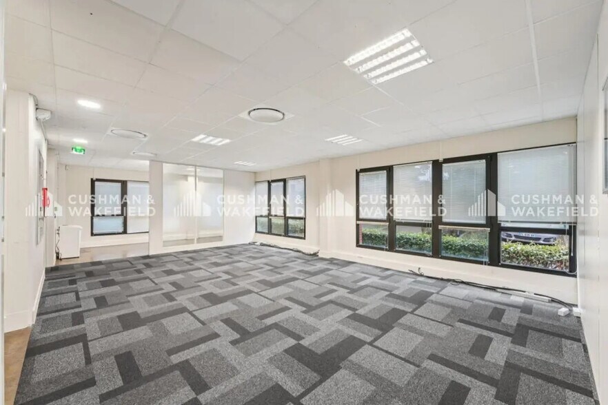 4 Rue Albert Dhalenne, Saint-Ouen-sur-Seine en alquiler - Foto del edificio - Imagen 3 de 7