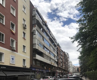 Más detalles de Calle de Bolivia, Madrid - Local en alquiler