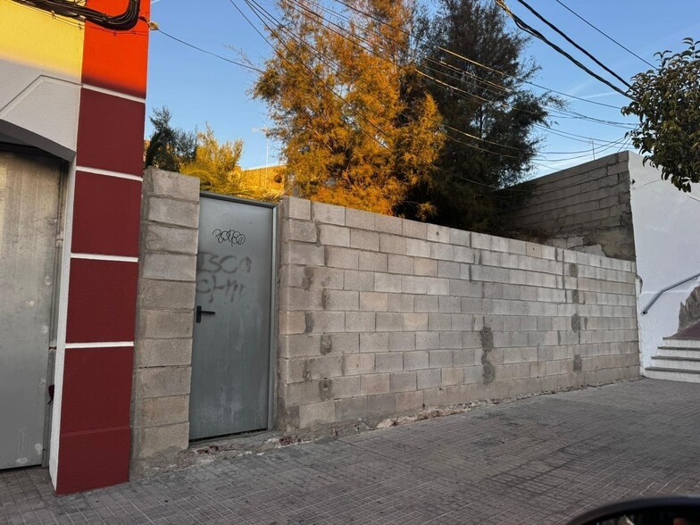 Calle Jardines, 27, Chiclana de la Frontera, Cádiz en venta - Foto del edificio - Imagen 1 de 23