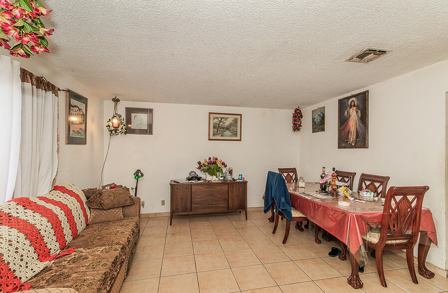 747 Stamoules St, Mendota, CA en venta - Foto del edificio - Imagen 3 de 54