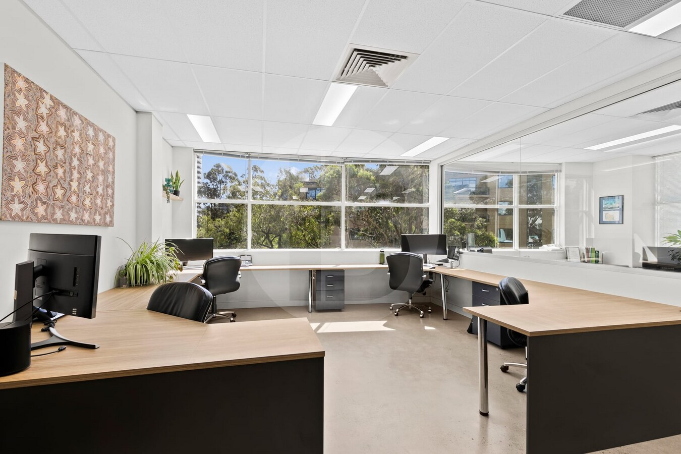 25-27 Solent Cct, Norwest, NSW 2153 - Unidad 2.09 - - Foto del interior - Image 2 of 6