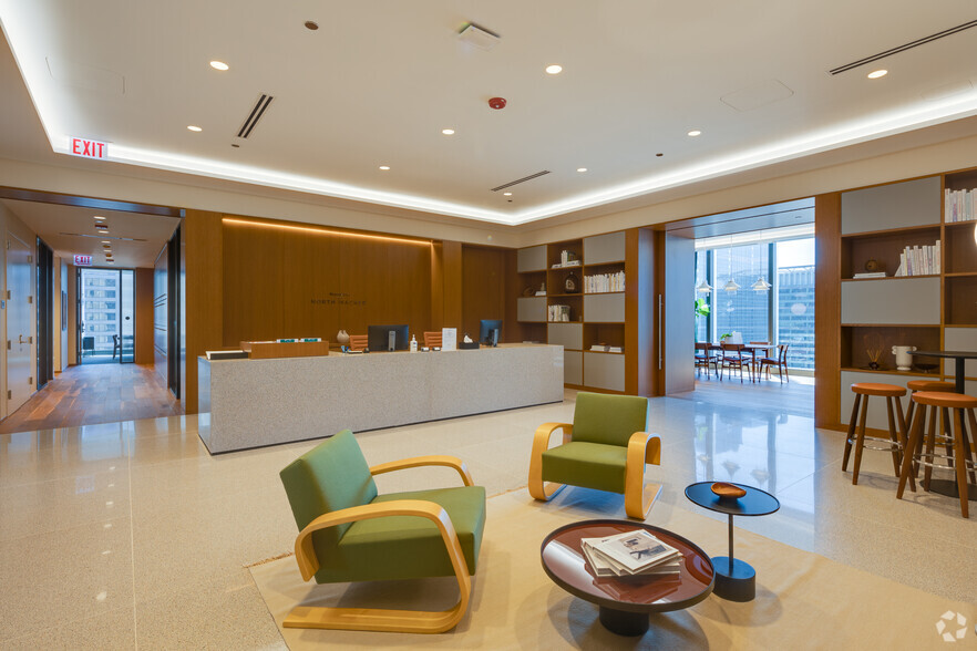 110 N Wacker Dr, Chicago, IL en alquiler - Foto del interior - Imagen 1 de 17