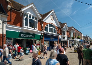 Más detalles de 41-43 West St, Horsham - Local en venta