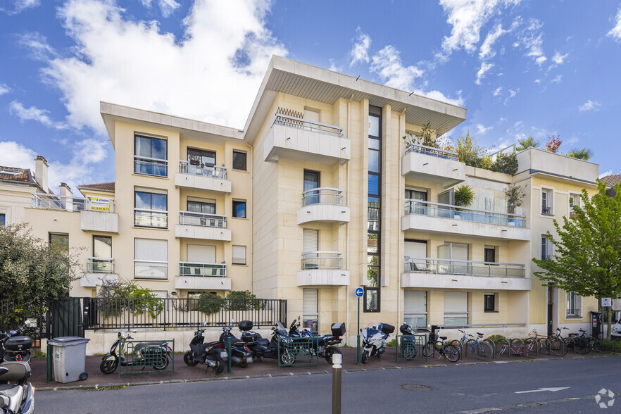 Oficinas en Suresnes en alquiler - Foto del edificio - Imagen 2 de 3