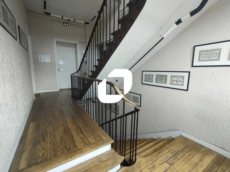 49 Rue Lamartine, Versailles en alquiler - Foto del edificio - Imagen 2 de 3