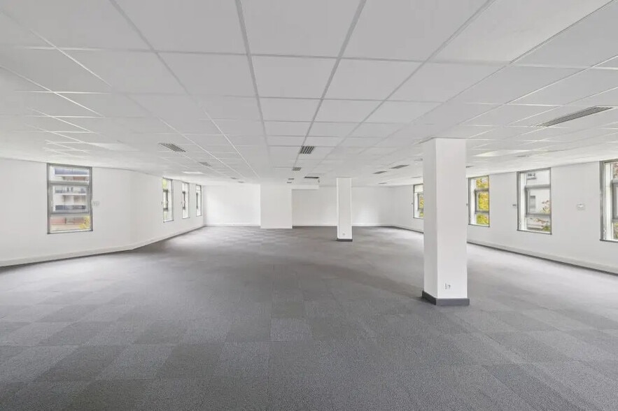 6-8 Rue Eugène Et Armand Peugeot, Rueil-Malmaison en venta - Foto del edificio - Imagen 1 de 12