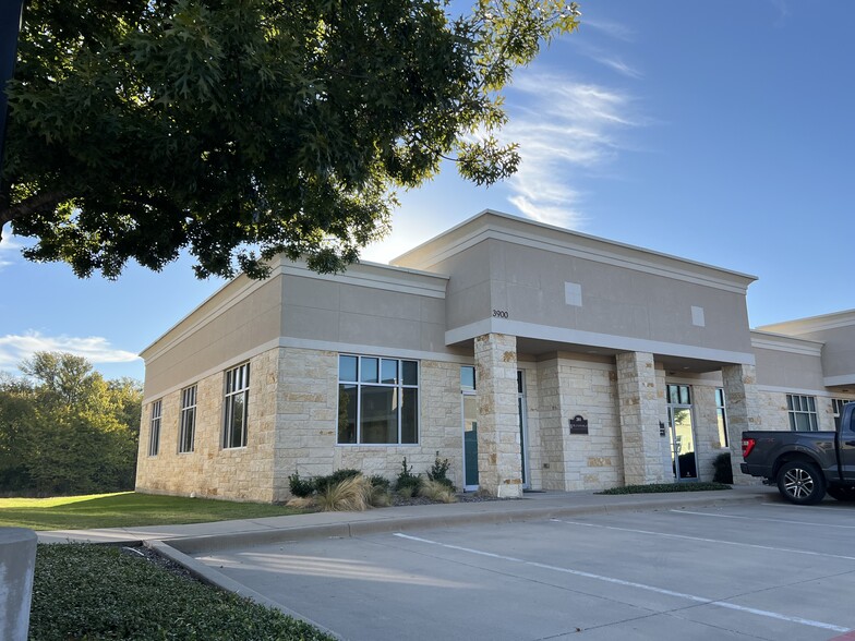 3900 S Stonebridge Dr, McKinney, TX en alquiler - Foto del edificio - Imagen 1 de 7