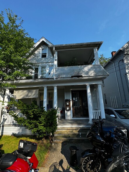 617 Elm St, New Haven, CT en venta - Foto principal - Imagen 1 de 6