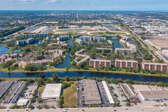 2003-2033 W McNab Rd, Pompano Beach, FL - vista aérea  vista de mapa - Image1