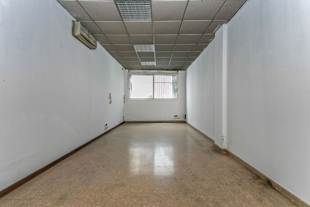 Esplugues de Llobregat, BAR 08950 -  -  - Foto del interior - Image 2 of 14
