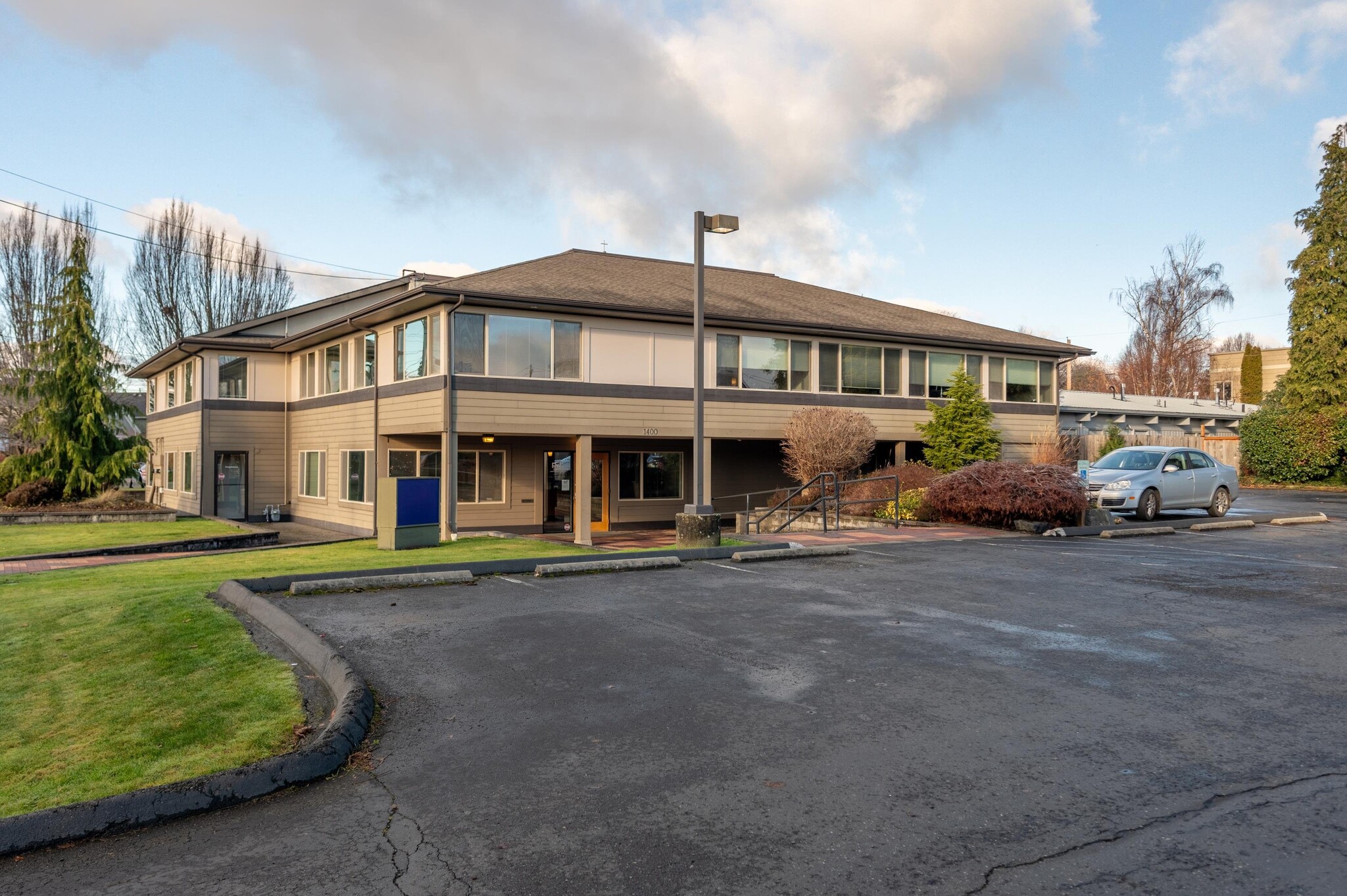 1400 Broadway, Bellingham, WA en alquiler Foto del edificio- Imagen 1 de 31