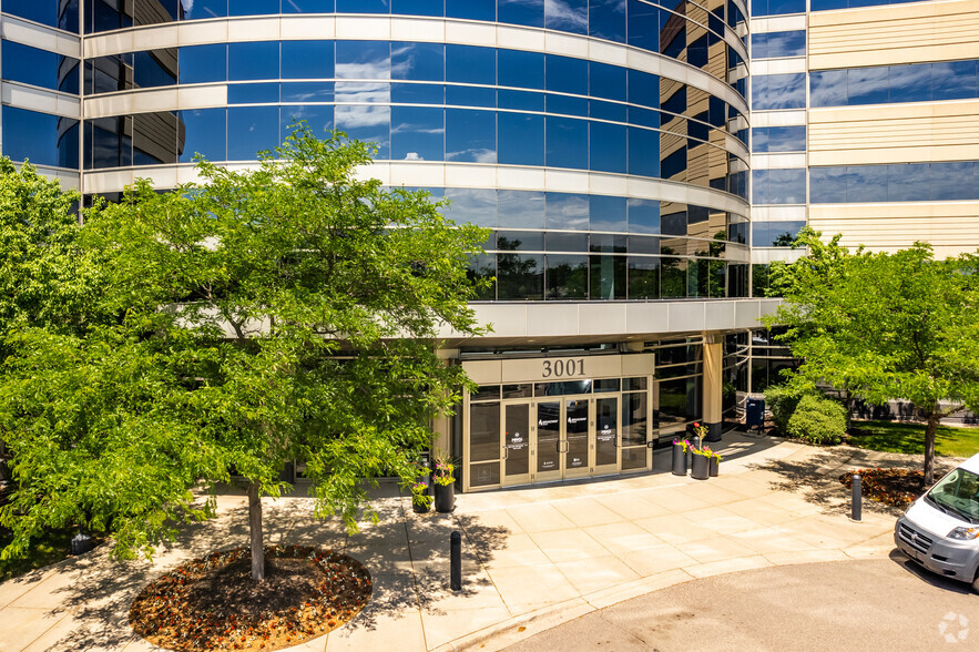 3001 NE Broadway St, Minneapolis, MN en alquiler - Foto del edificio - Imagen 3 de 12