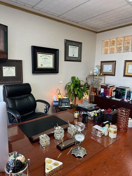 420 S Dixie Hwy, Coral Gables, FL en venta - Foto del edificio - Imagen 3 de 23