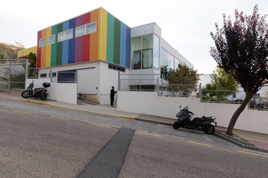 Urbanización Aben Humeya, 4, Jun, Granada en venta - Foto del edificio - Imagen 2 de 14