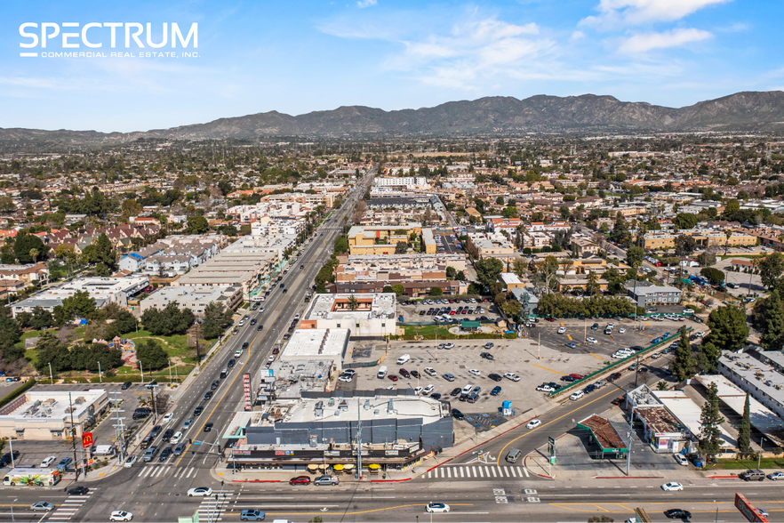 9124-9134 Van Nuys Blvd, Panorama City, CA en alquiler - Foto del edificio - Imagen 3 de 8