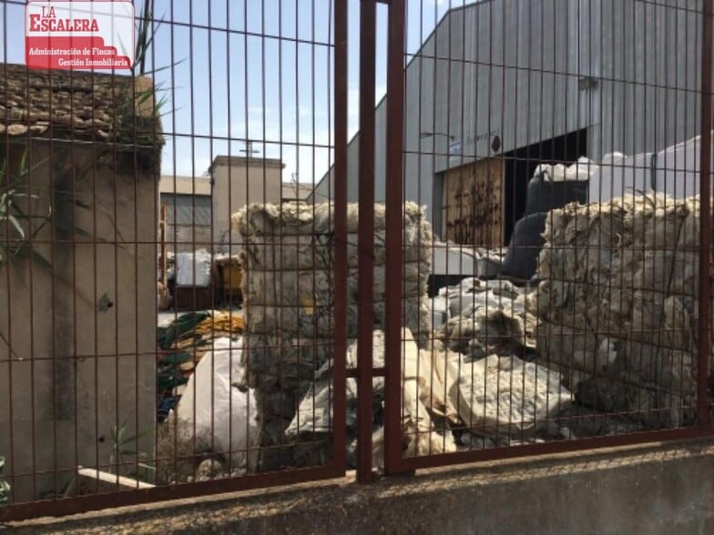 Nave en Almoradí, Alicante en venta - Foto del edificio - Imagen 3 de 3