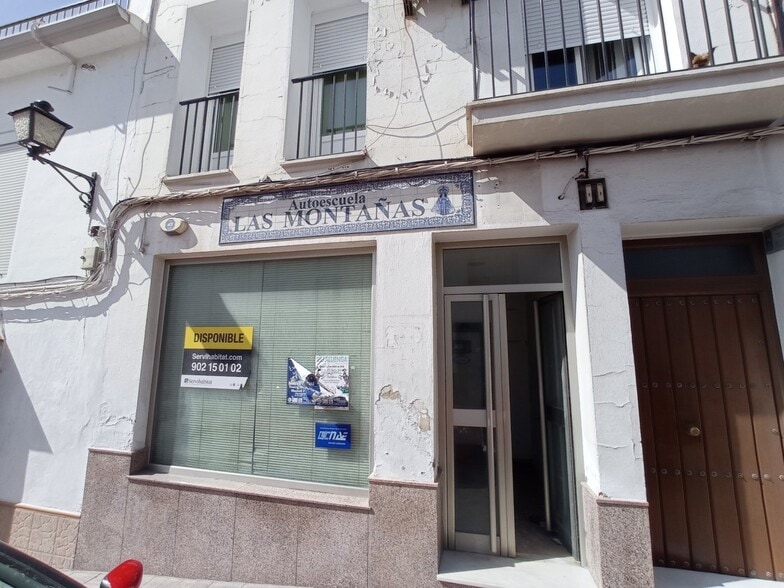 Local en Villamartín, Cádiz en venta - Foto del edificio - Imagen 1 de 18