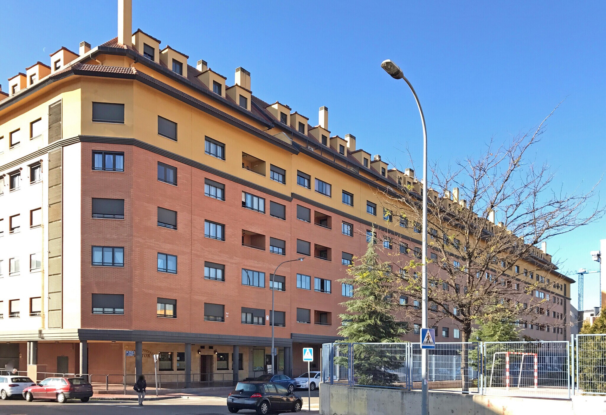 Calle Dámaso Alonso, 28, Alcalá de Henares, Madrid en venta Foto principal- Imagen 1 de 1