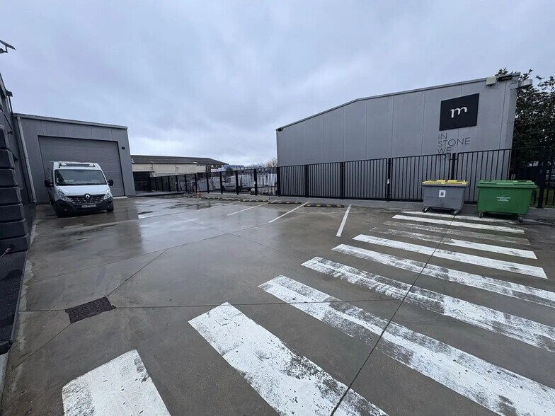 17 Allée De Dublin, Les Pavillons-sous-Bois en venta - Foto del edificio - Imagen 3 de 23