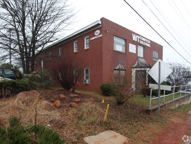 561 W Pike St, Lawrenceville, GA en alquiler - Foto del edificio - Imagen 2 de 2