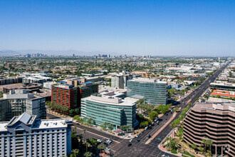 2325 E Camelback Rd, Phoenix, AZ - VISTA AÉREA  vista de mapa