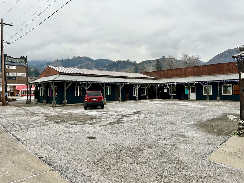 North Cascades Hwy, Twisp, WA en venta - Foto del edificio - Imagen 1 de 3