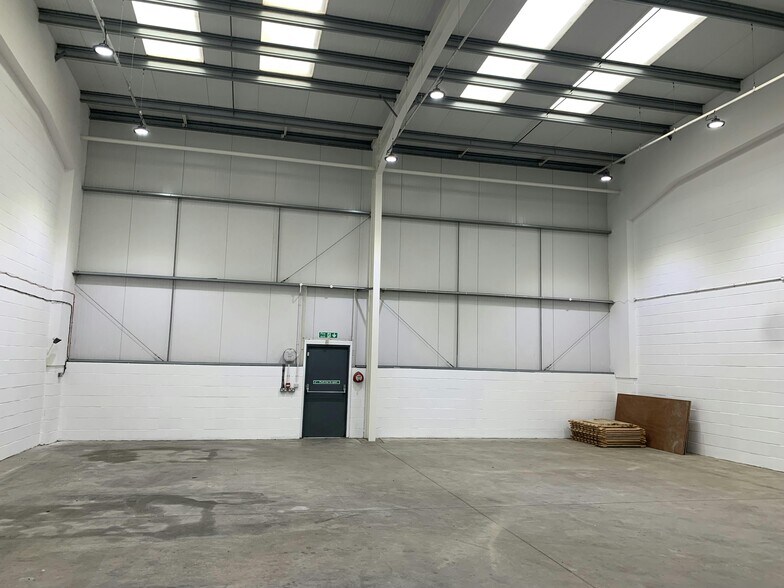 Holmethorpe Ave, Redhill en alquiler - Foto del interior - Imagen 3 de 9