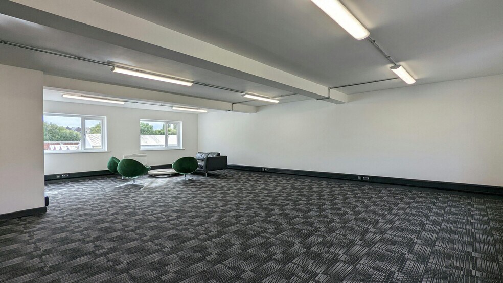 207-209 Torrington Ave, Coventry en alquiler - Foto del edificio - Imagen 3 de 15