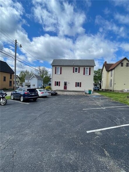 400 N Chestnut St, Derry, PA en venta - Foto del edificio - Imagen 2 de 16